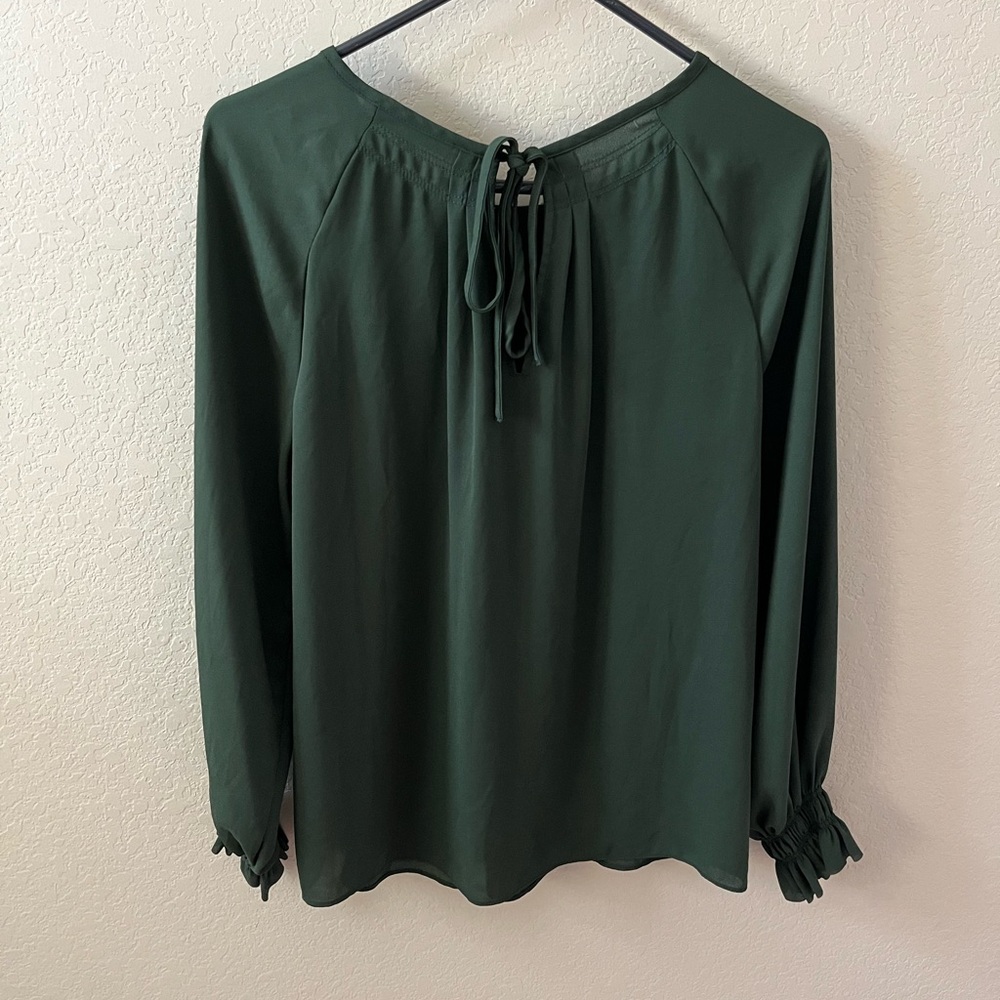 Banana Republic Women’s Olive Green Pleated Long Sleeve Top Size S - Picture 5 of 7